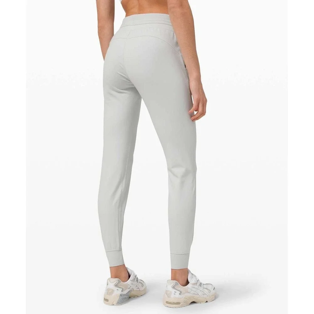 Lululemon Ready To Rulu Pant Green fern Women's‎ Size 4